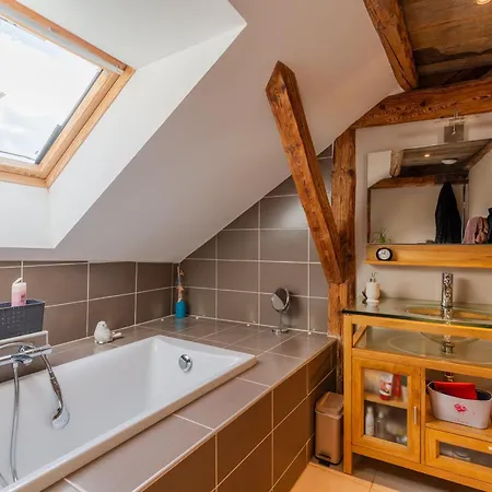 Holiday home Maison Village Proche D'annecy Faverges